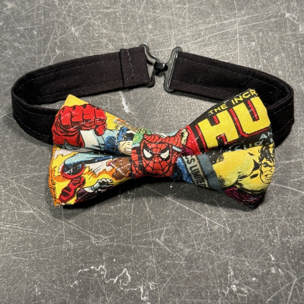 Mens Tie | Marvel Comics | Vintage Retro Spider-Man Hulk Captain America Bow Tie